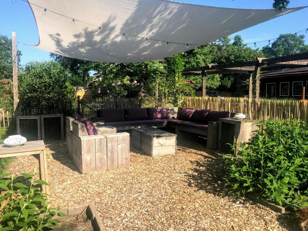 In De Tuin In Gees Βίλα Εξωτερικό φωτογραφία